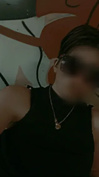 Ida, 23