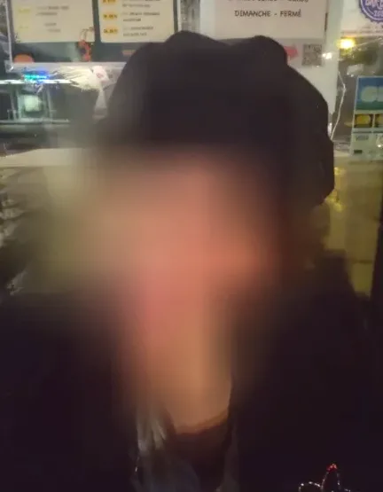 Leyla, 35
