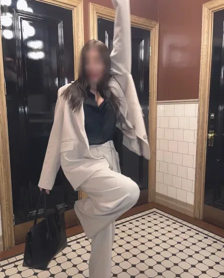 Marlene, 29