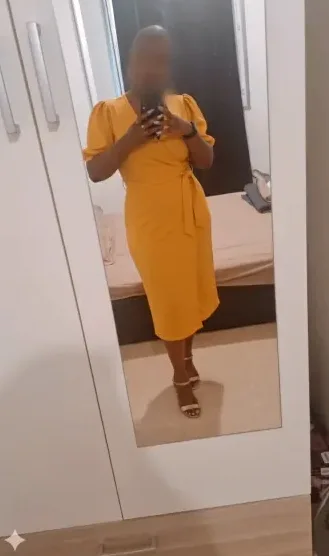 Nora, 33