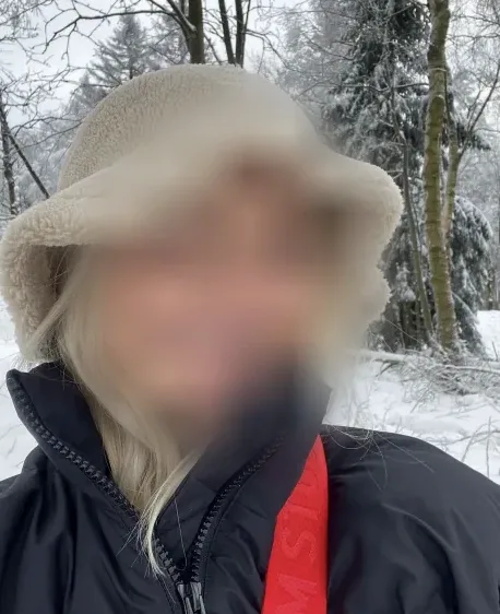 Theresa, 20