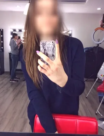 Vivien, 29
